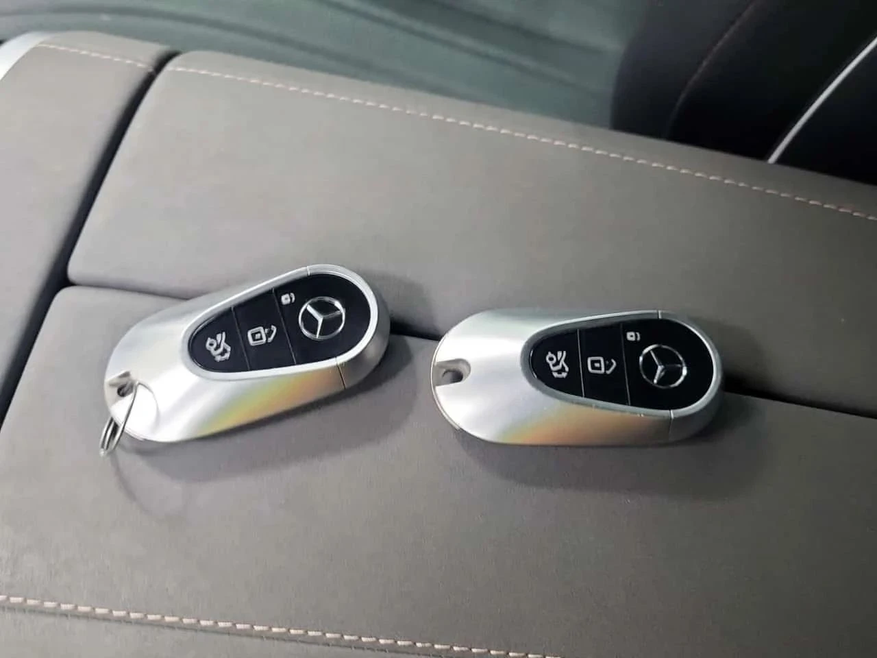 Mercedes-Benz EQS, снимка 8 - Автомобили и джипове - 56730427