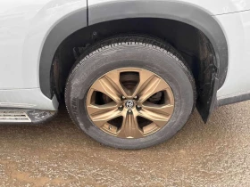 Toyota Highlander Hybrid Bronze Edition AWD | SUNROOF | KEYLESS |  - 32800 € / 64151.22 лв. - 31584531 7