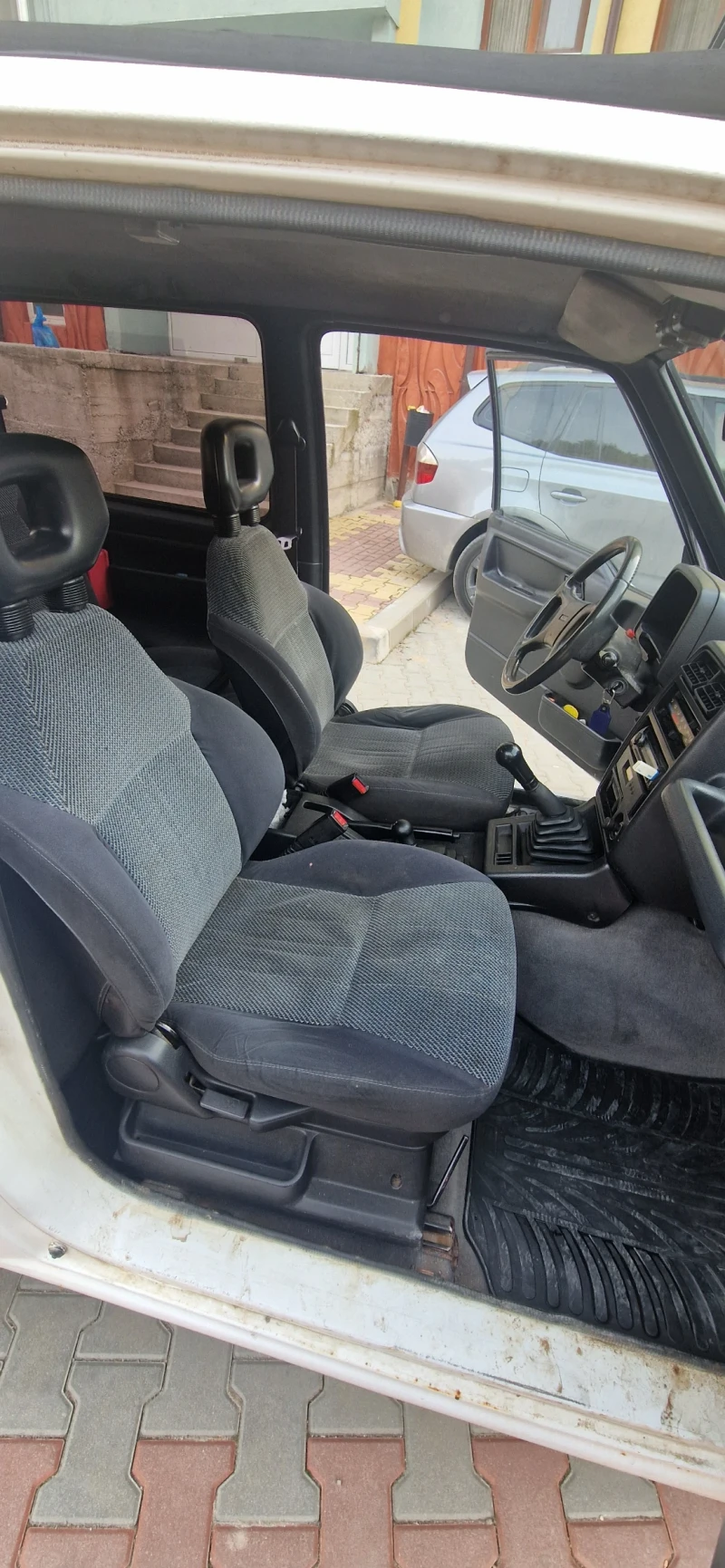 Suzuki Vitara 1.6 8v, снимка 16 - Автомобили и джипове - 49510124