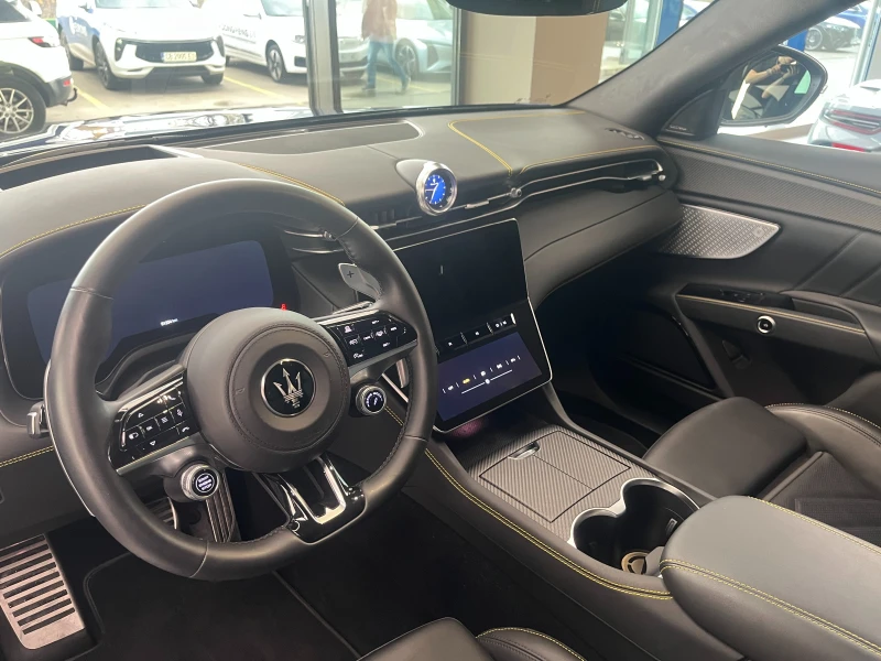 Maserati Grecale Modena, снимка 5 - Автомобили и джипове - 52604341