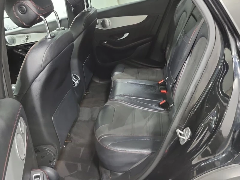 Mercedes-Benz GLC * AMG 43 * CARFAX * БЕЗ ПЪРВОНАЧАЛНА ВНОСКА, снимка 3 - Автомобили и джипове - 53289961