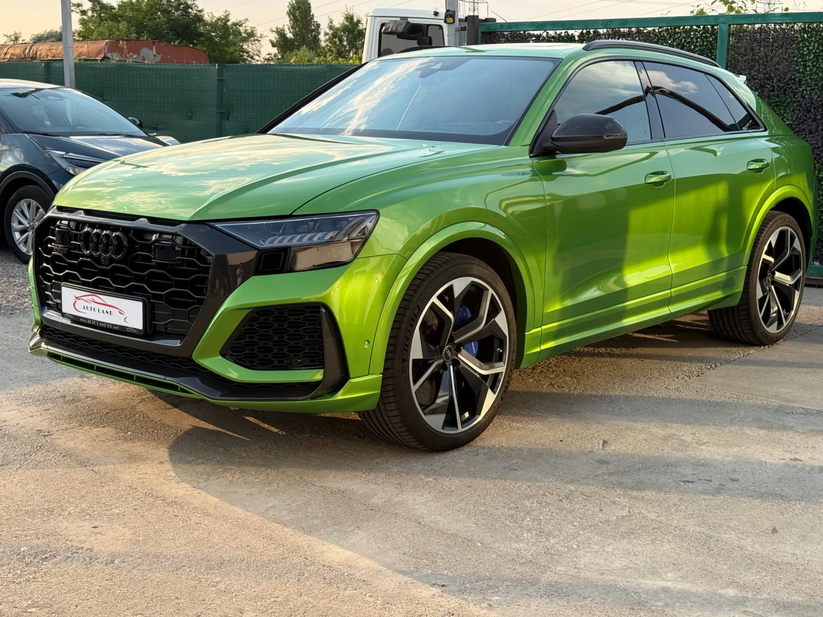 Audi RSQ8 EXCLUSIVE/LED/PANO/NAVI/360CAM/СОБСТВЕН ЛИЗИНГ - изображение 3
