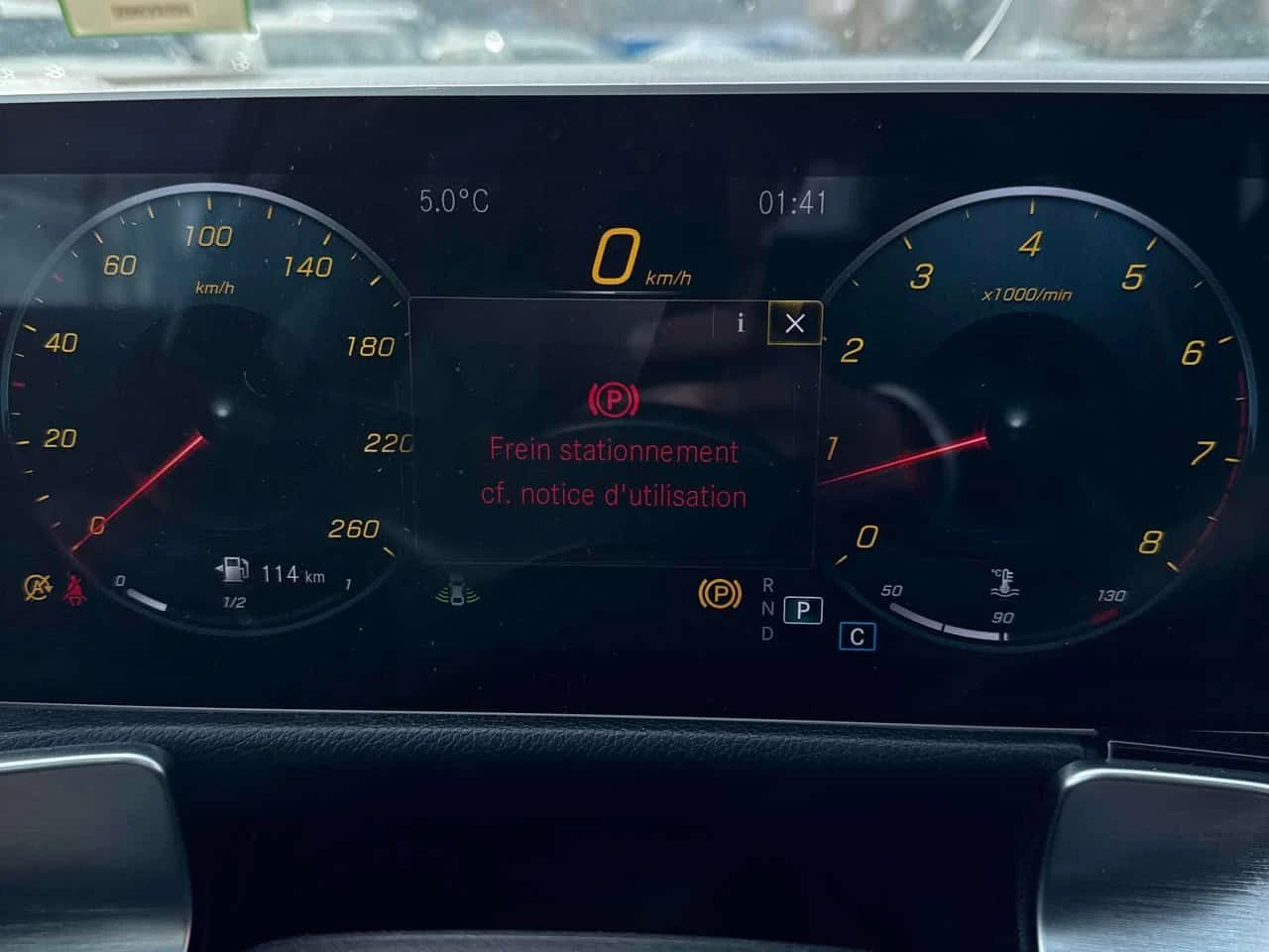 Mercedes-Benz GLB * 250 * CAMERA , DISTRONIC, снимка 15 - Автомобили и джипове - 53739775