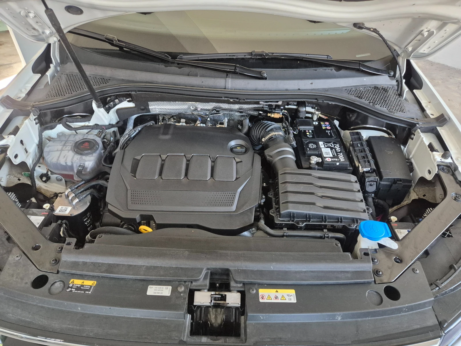 VW Tiguan Allspace R-LINE 7места, Гаранционен, снимка 16 - Автомобили и джипове - 55081794