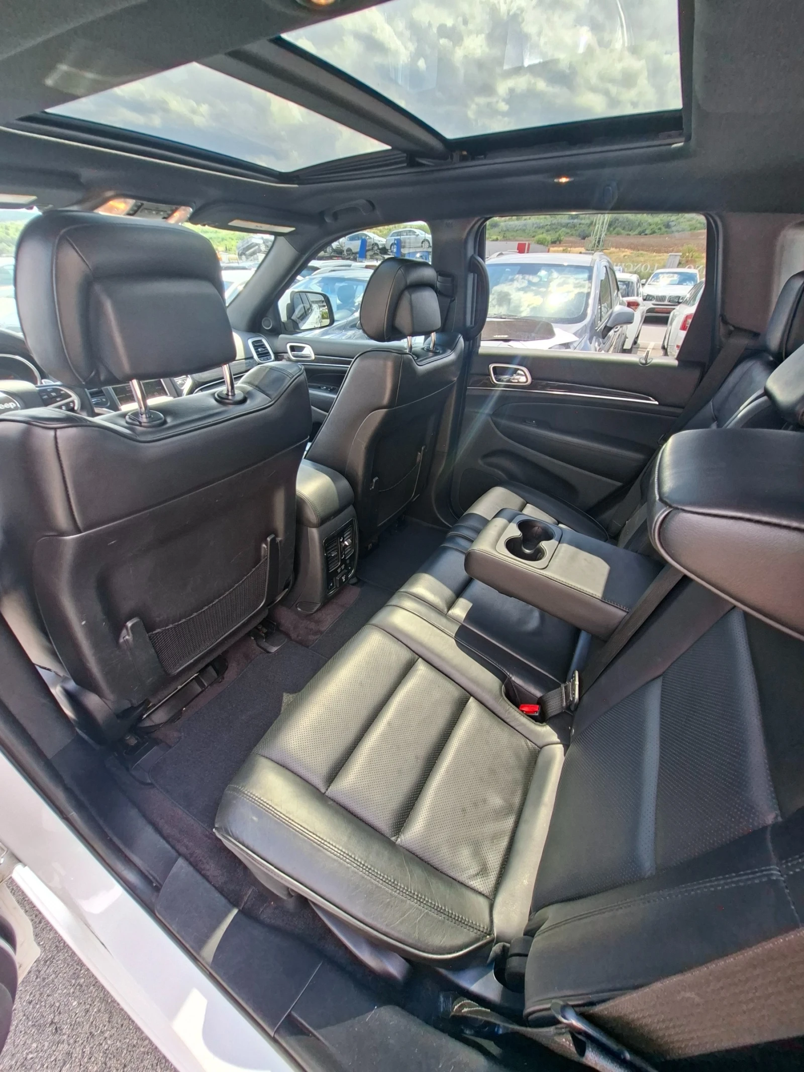 Jeep Grand cherokee 3.6 294hp SUMMIT | Mobile.bg � ����������� 10