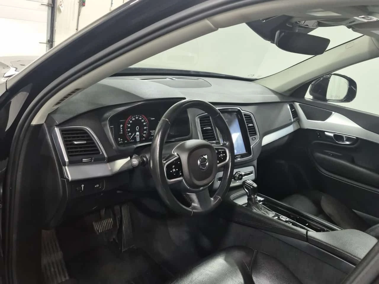 Volvo Xc90  T6 Awd Momentum / CARFAX / ���� �� �������� | Mobile.bg � ����������� 10