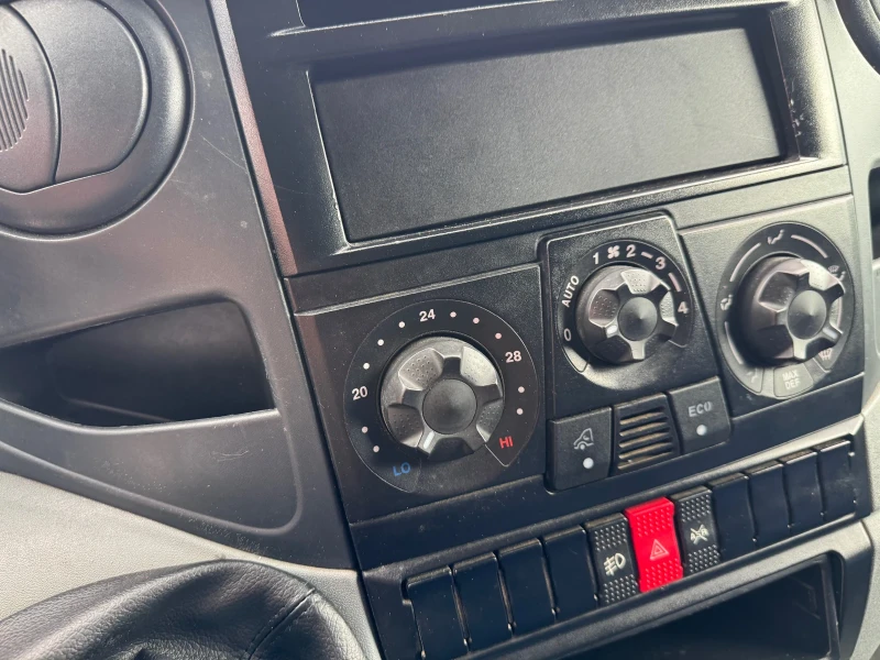 Iveco Daily 3.0HPI* 35C15* Климатик* MAXI база, снимка 8 - Бусове и автобуси - 42739832