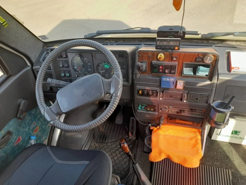 Iveco Daily, снимка 5 - Бусове и автобуси - 45186164