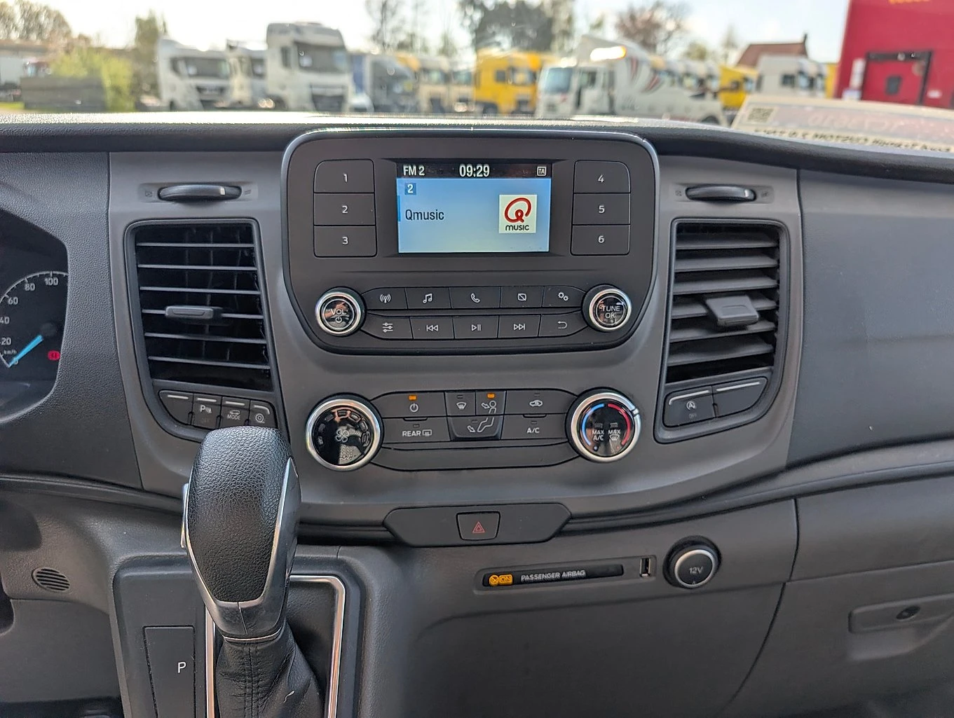 Ford Transit Custom 2.0 �DCI AUTOMAT 8+ 1 | Mobile.bg � ����������� 14