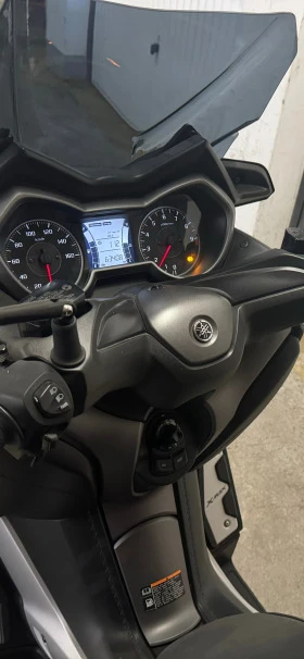 Yamaha X-max 300 AKRAPOVIC, снимка 10