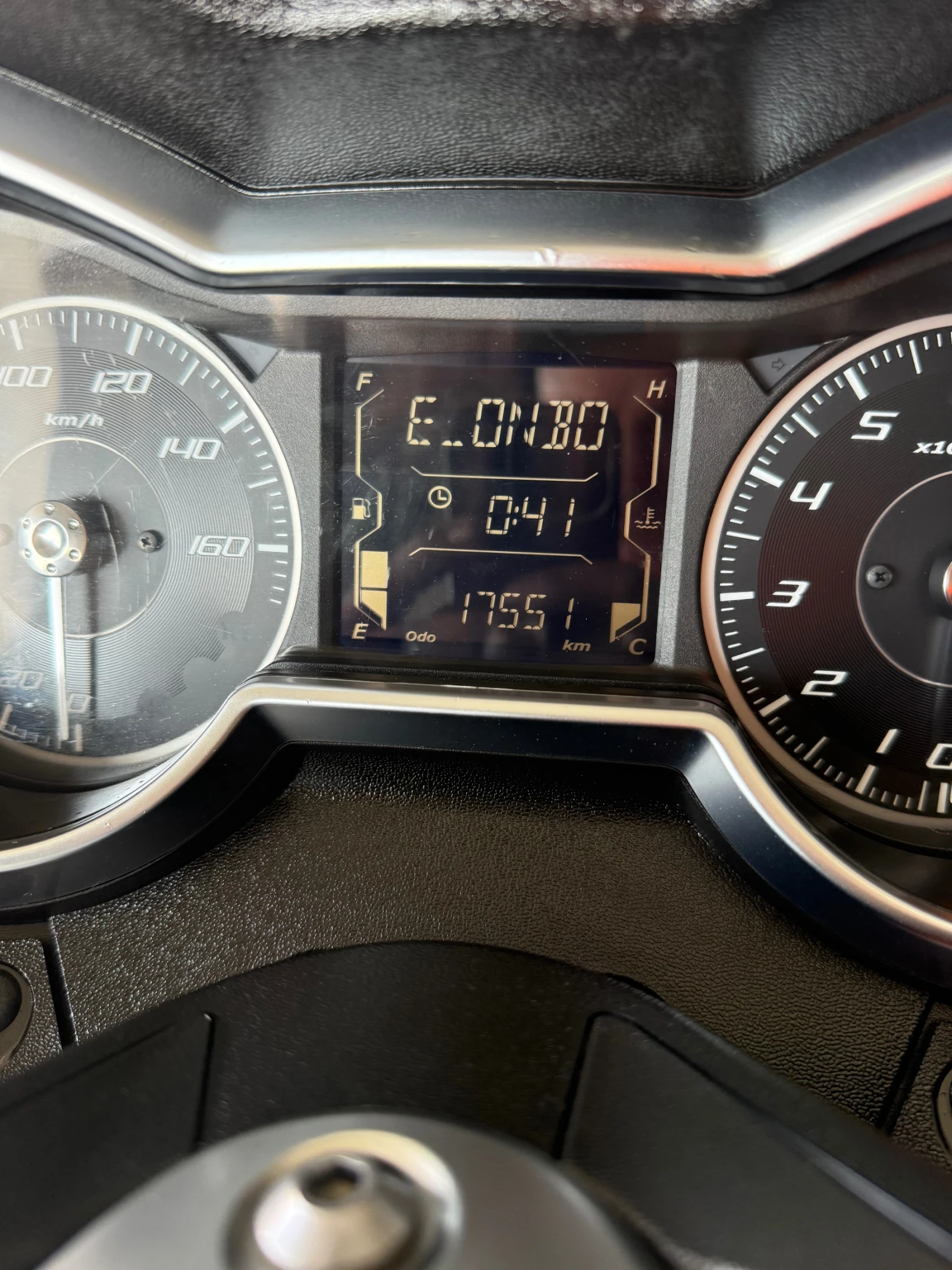 Yamaha X-max TECHMAX-2021�. | Mobile.bg � ����������� 11