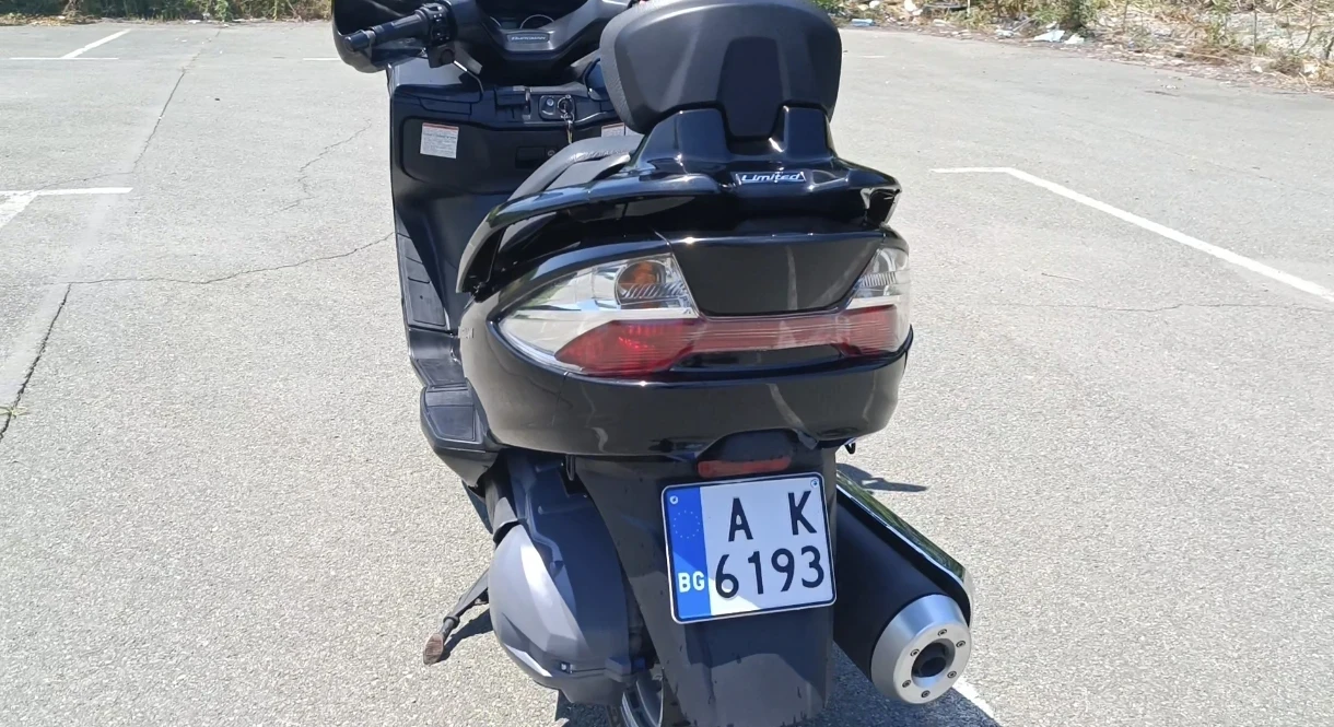 Suzuki Burgman, снимка 8 - Мотоциклети и мототехника - 56004698