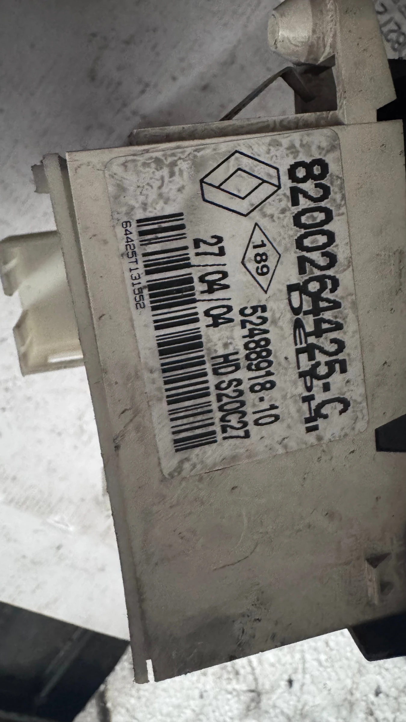   /  /   Renault Laguna - 8200264425-C / 52488918-10 / HDS20C27 | Mobile.bg   2