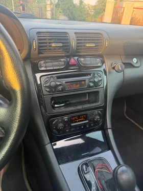 Mercedes-Benz C 220, снимка 8