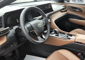 Toyota Crown SIGNIA LIMITED * BLIND SPOT * JBL * CARPLAY * ���� | Mobile.bg � ����� ������ 7