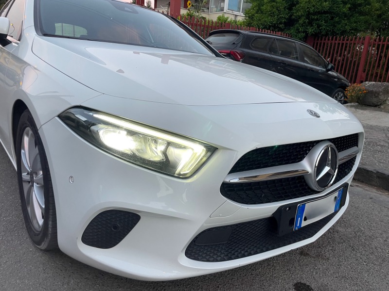 Mercedes-Benz A 180 Sport, снимка 4 - Автомобили и джипове - 46274299