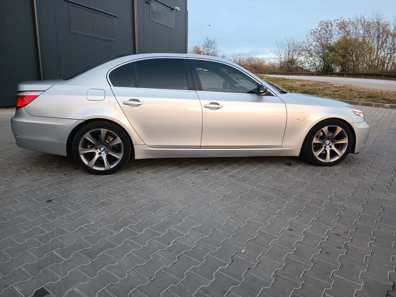 BMW 530, снимка 1 - Автомобили и джипове - 48044051