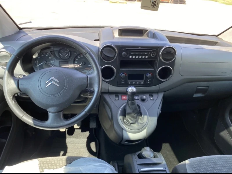 Citroen Berlingo 1.6-стария двигател, снимка 6 - Автомобили и джипове - 48340185