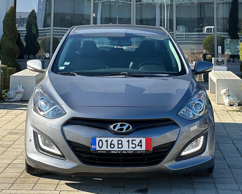 Hyundai I30 1.6 CRDI, снимка 2 - Автомобили и джипове - 48464971