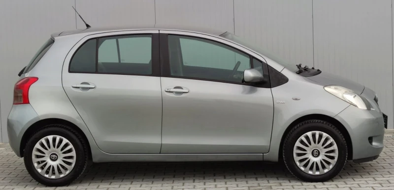 Toyota Yaris 1.4D4D* 90к.с* , снимка 2 - Автомобили и джипове - 48970536