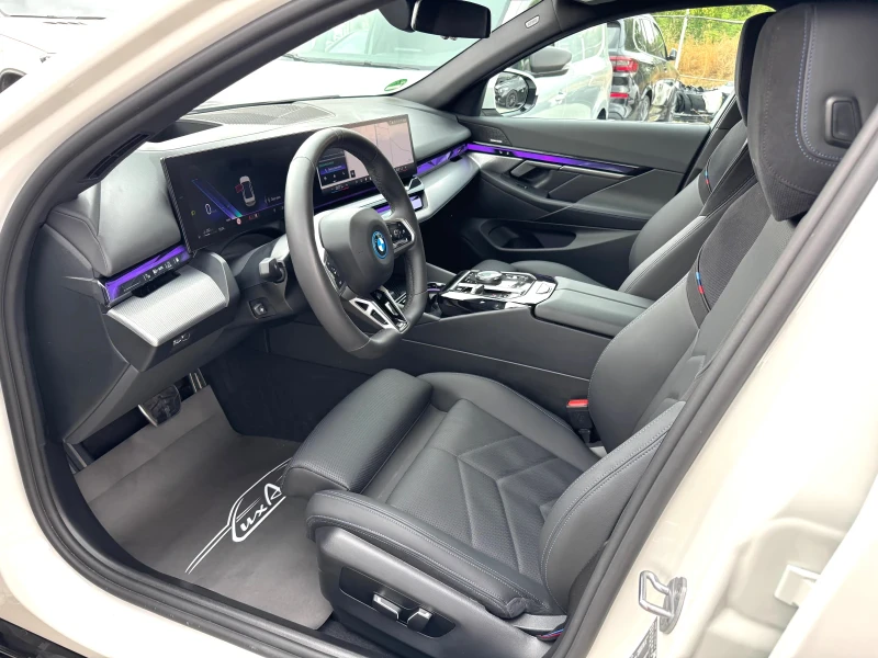 BMW 550 E#M PERFORMANCE PACK#NAPPA#ОБДУХВАНЕ#H&K#ГАРАНЦИЯ, снимка 9 - Автомобили и джипове - 51068122