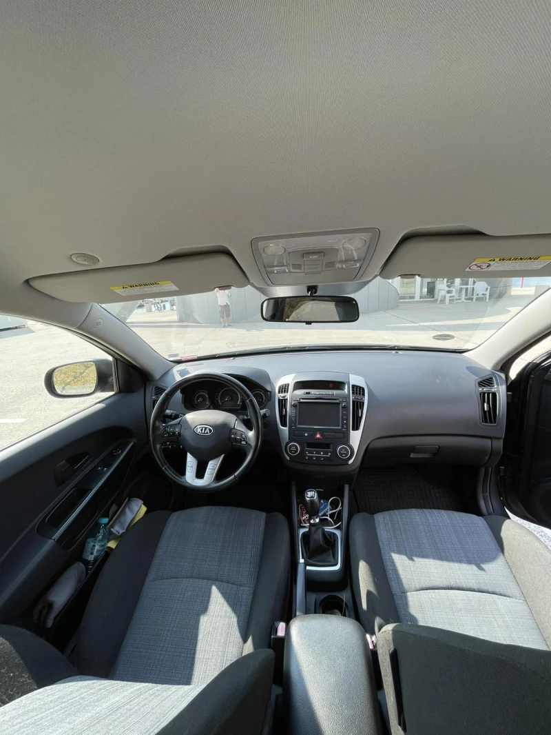 Kia Ceed, снимка 5 - Автомобили и джипове - 52366422