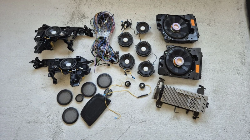 BMW 320, снимка 12 - Автомобили и джипове - 52678047