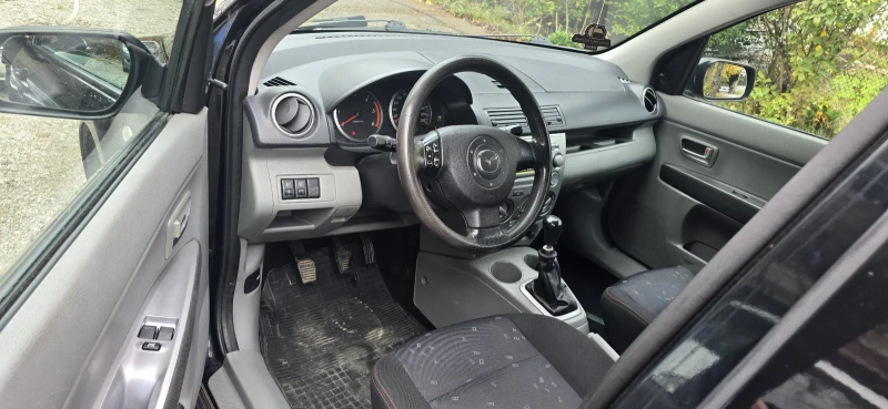 Mazda 2 1.4d, снимка 8 - Автомобили и джипове - 52379230
