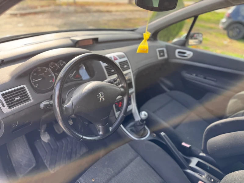 Peugeot 308 1.6HDI 109кс , снимка 11 - Автомобили и джипове - 52402288