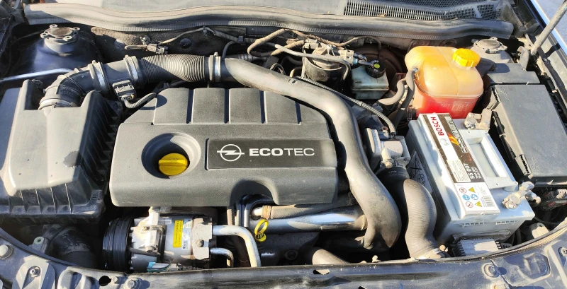 Opel Astra 1.7 CDTI, снимка 2 - Автомобили и джипове - 52542814