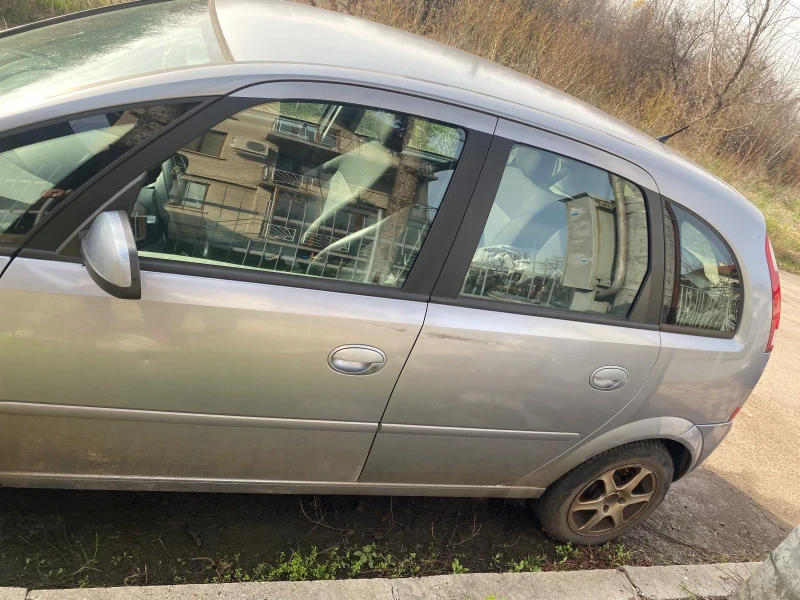 Opel Meriva 1.6i Бензин/Газ, снимка 6 - Автомобили и джипове - 52705744