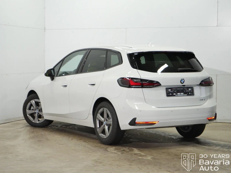 BMW 216 i Active Tourer Steptronic, снимка 2 - Автомобили и джипове - 52727224