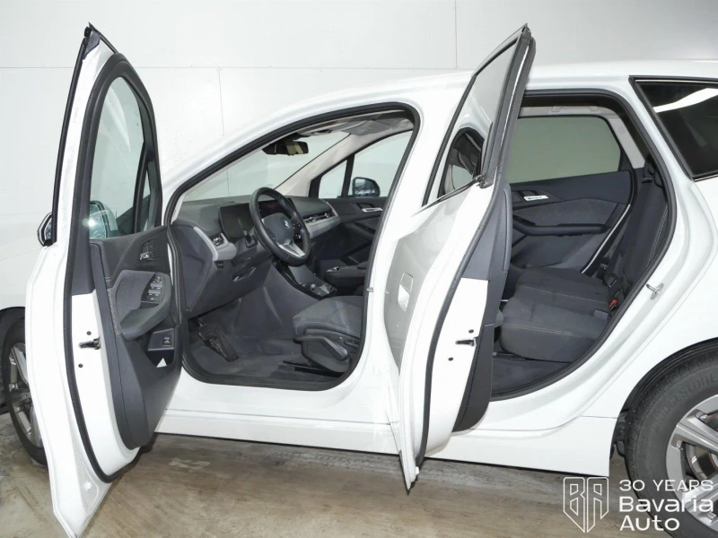 BMW 216 i Active Tourer Steptronic, снимка 5 - Автомобили и джипове - 52727224