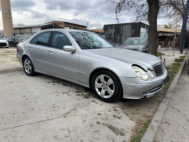 Mercedes-Benz E 270 Avantgard, снимка 3 - Автомобили и джипове - 53001352