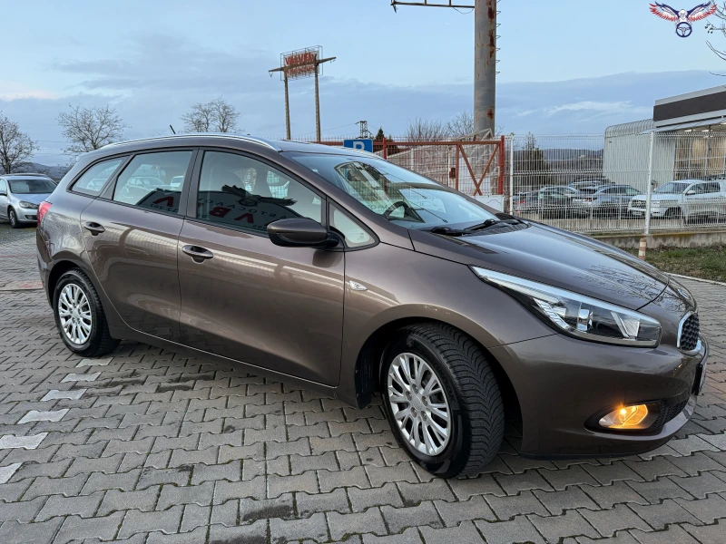 Kia Ceed * 1.4i* 100HP* EURO 5* 96Tkm, снимка 3 - Автомобили и джипове - 53055224