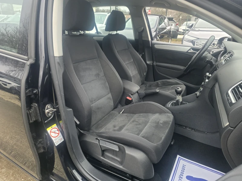 VW Golf 1.6TDI 105к.с Comfortline, снимка 13 - Автомобили и джипове - 53293305