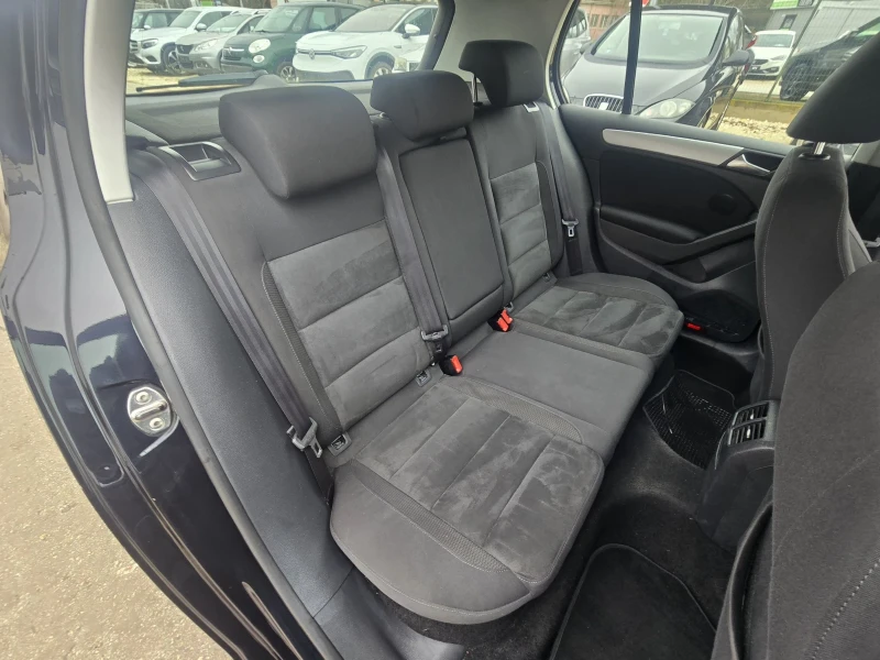 VW Golf 1.6TDI 105к.с Comfortline, снимка 15 - Автомобили и джипове - 53293305