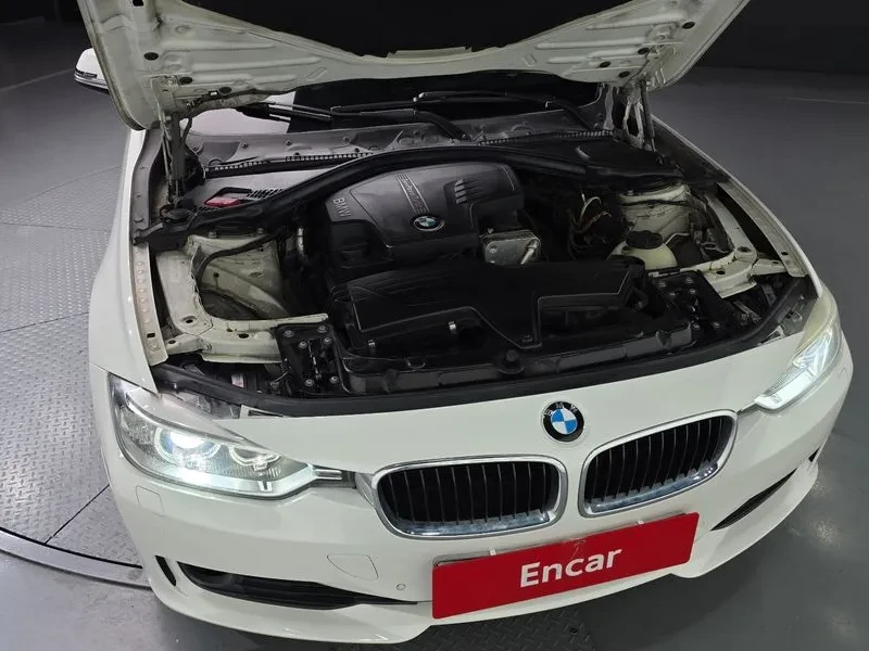 BMW 320 d, снимка 6 - Автомобили и джипове - 54590217
