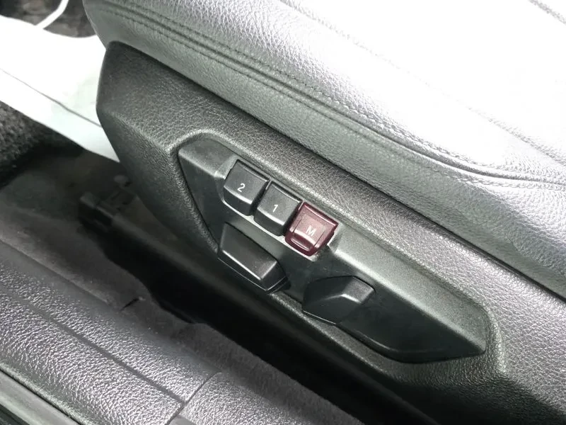 BMW 320 d, снимка 16 - Автомобили и джипове - 54590217