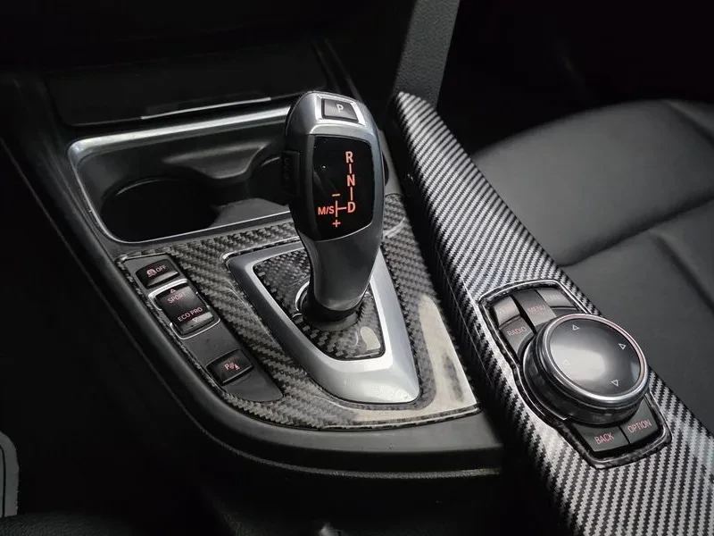 BMW 320 d, снимка 9 - Автомобили и джипове - 54590217