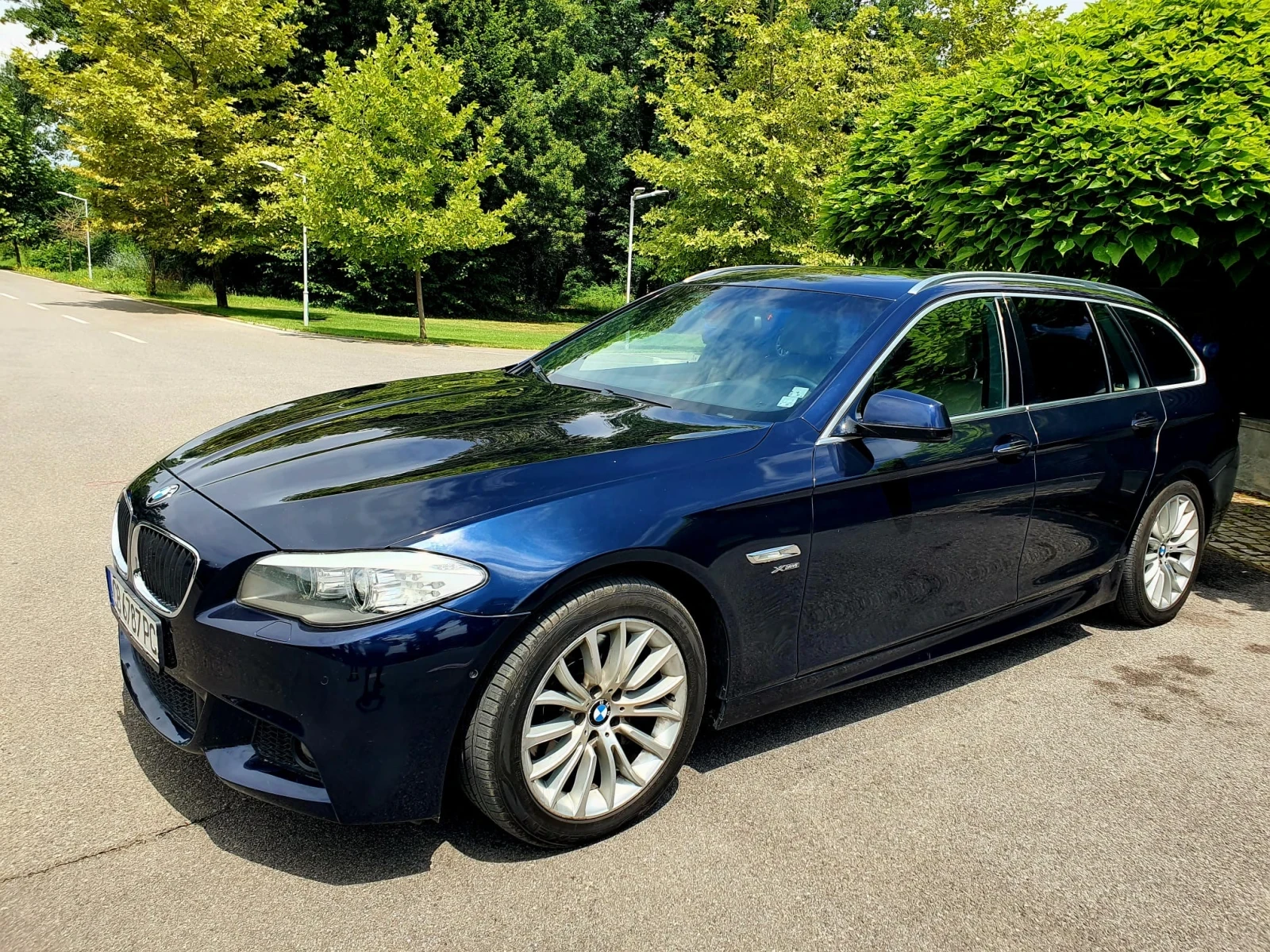 BMW 530 F11 530 X drive  - [1] 