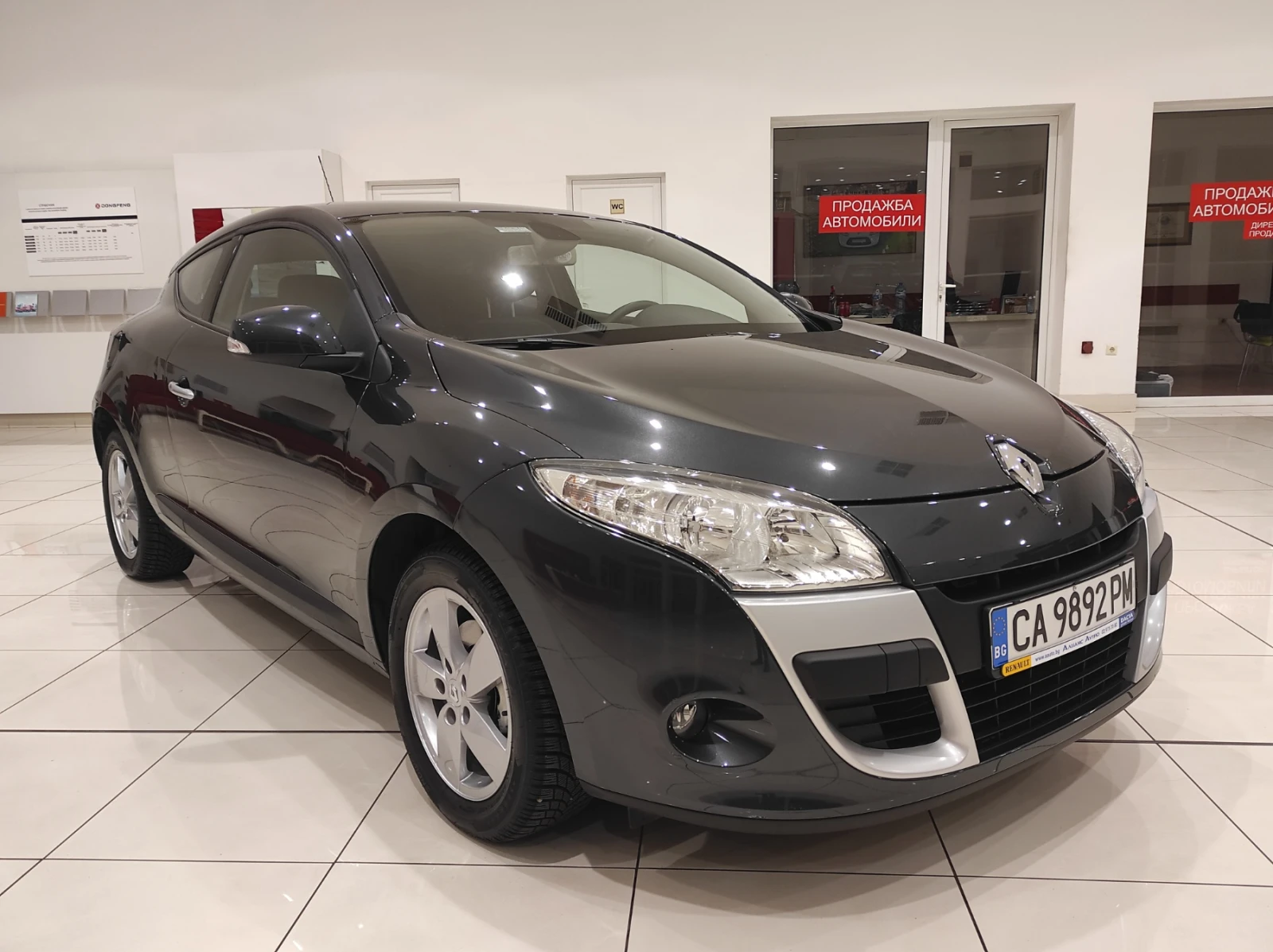 Renault Megane 1, 6 14000км - изображение 4