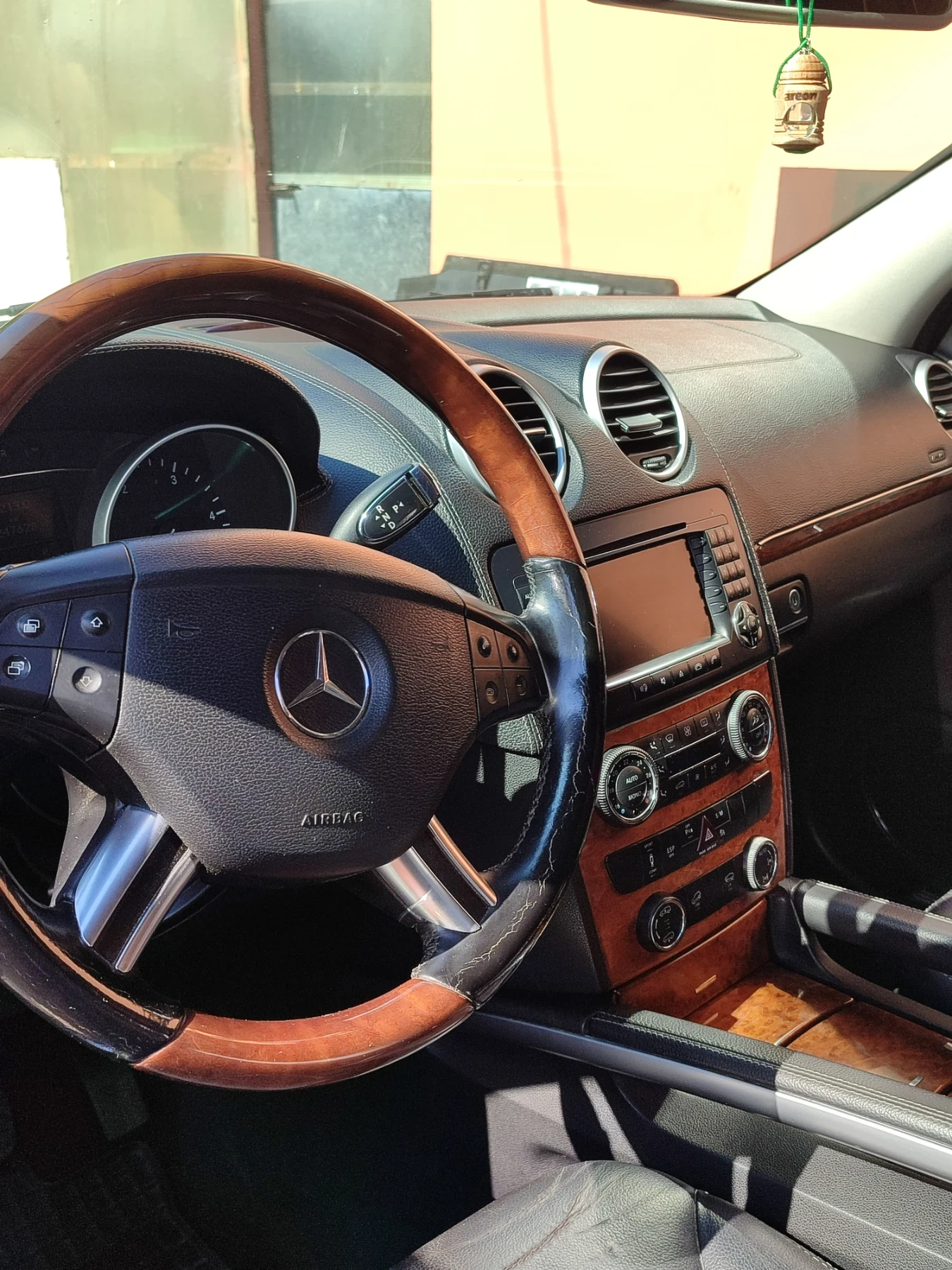 Mercedes-Benz GL 320  - изображение 4