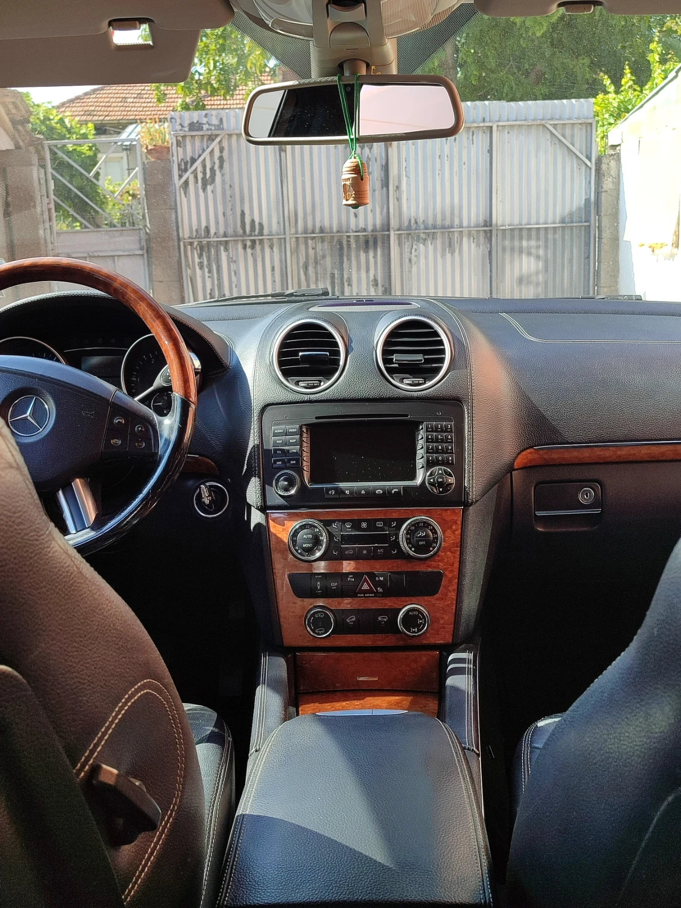 Mercedes-Benz GL 320  - изображение 3