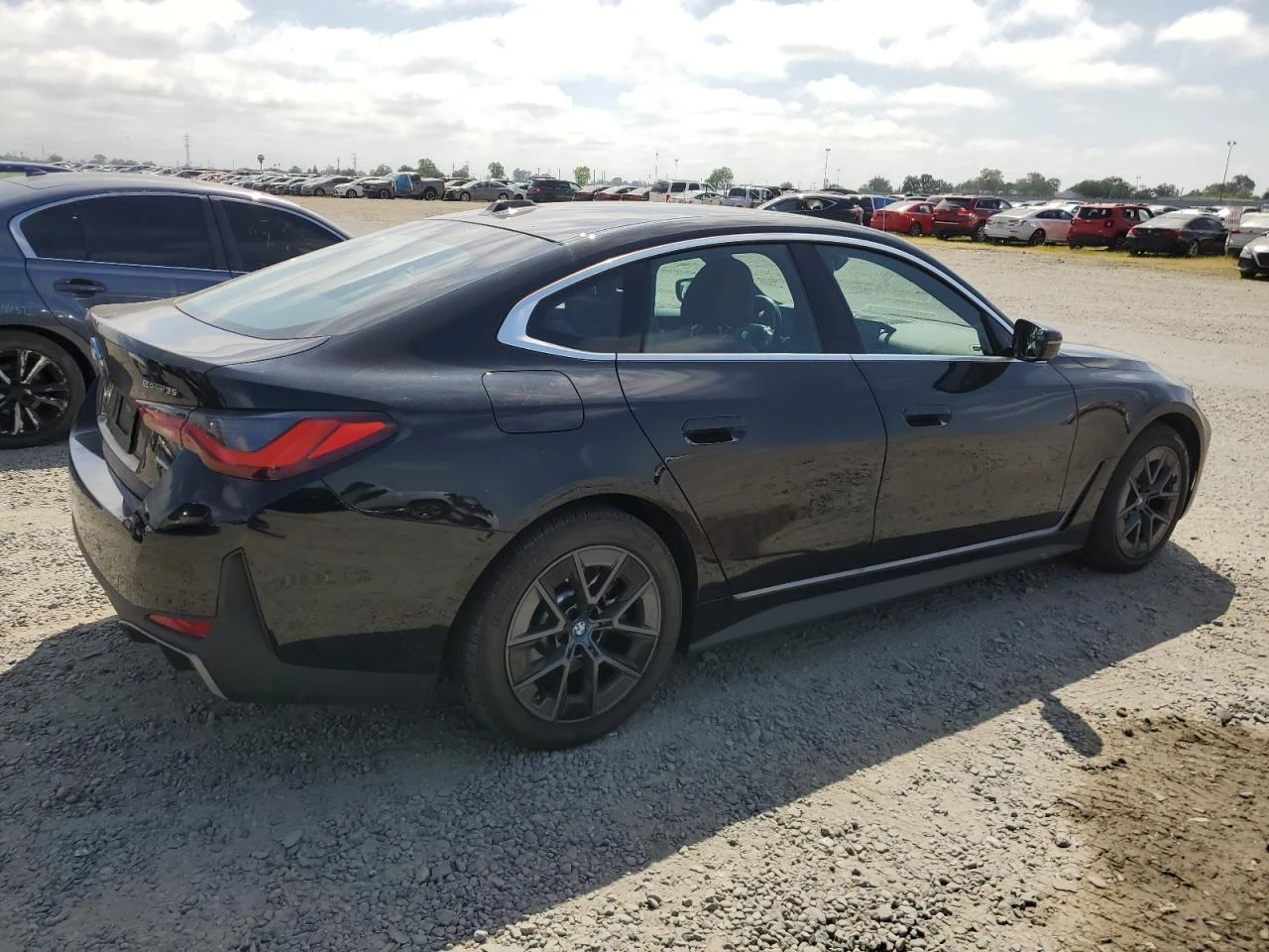BMW i4 eDrive35 Gran Coupe - изображение 3
