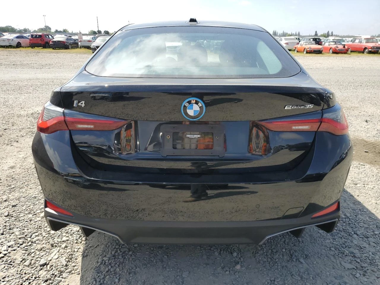 BMW i4 eDrive35 Gran Coupe - изображение 6
