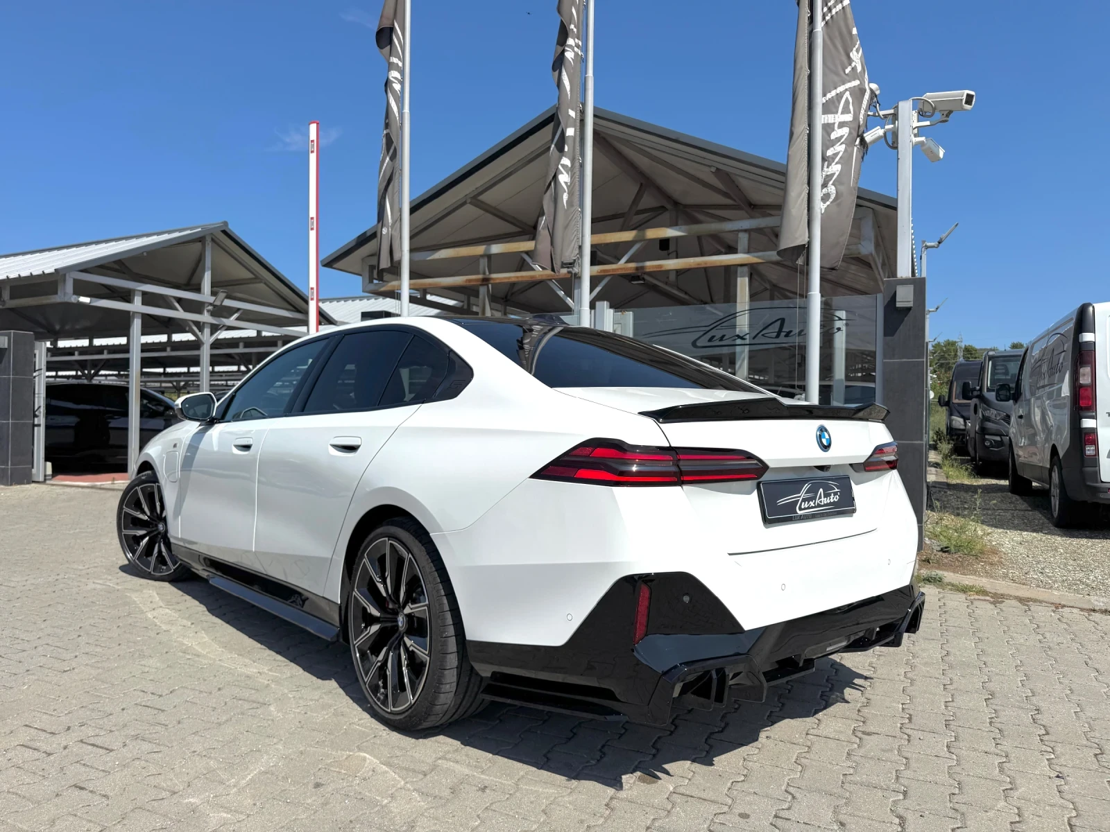 BMW 550 E#M PERFORMANCE PACK#NAPPA#ОБДУХВАНЕ#H&K#ГАРАНЦИЯ - изображение 5