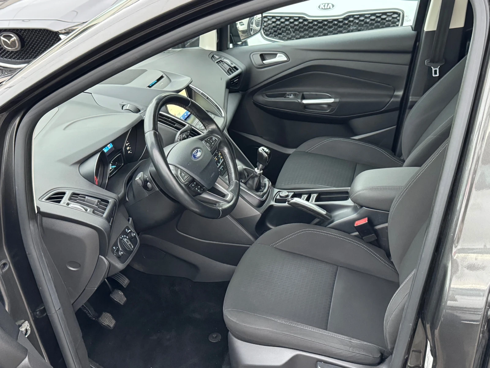 Ford Grand C-Max 1.5 Benzin 150 k.c.4 цилиндъра  - изображение 9