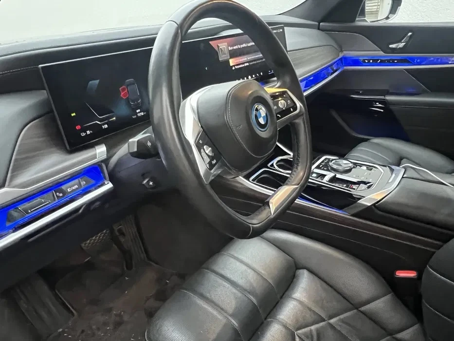 BMW i7 xDrive60 | Mobile.bg   6