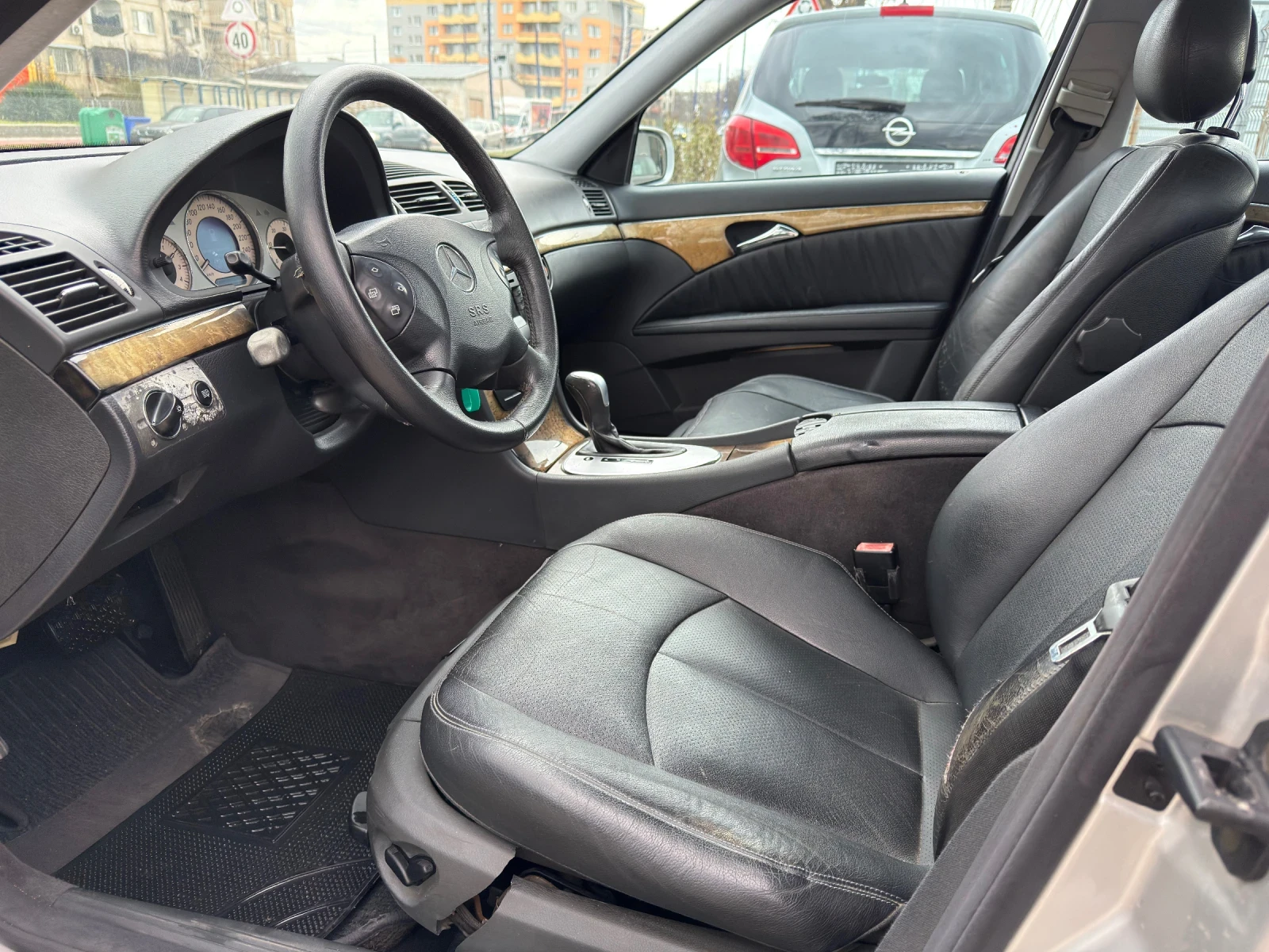 Mercedes-Benz E 270 Avantgard - изображение 7